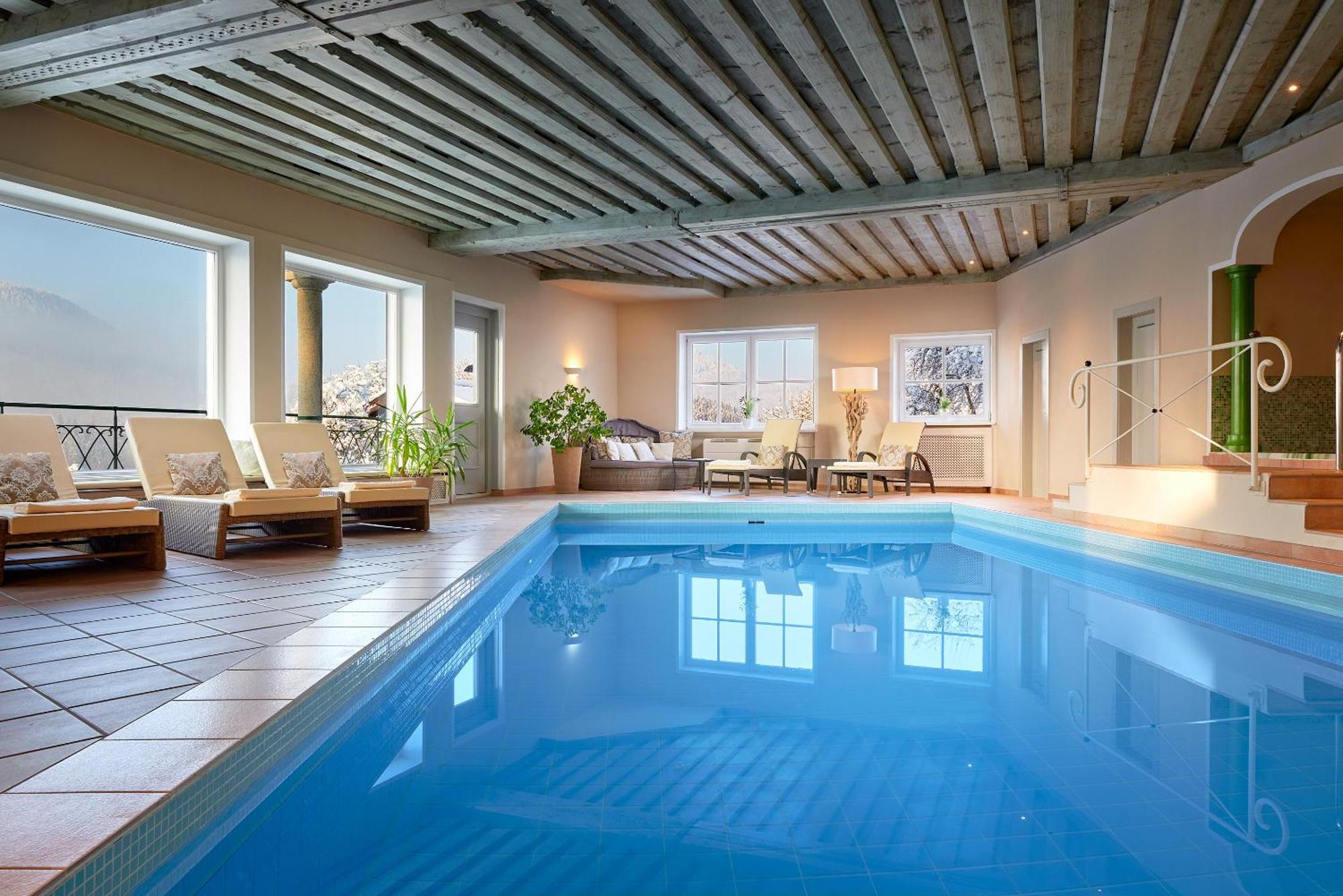 Landsitz Roemerhof - Hotel Apartments Kitzbuhel Exterior photo