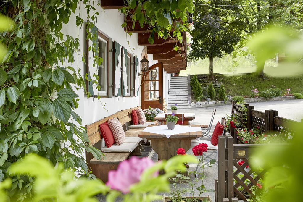 Landsitz Roemerhof - Hotel Apartments Kitzbuhel Exterior photo